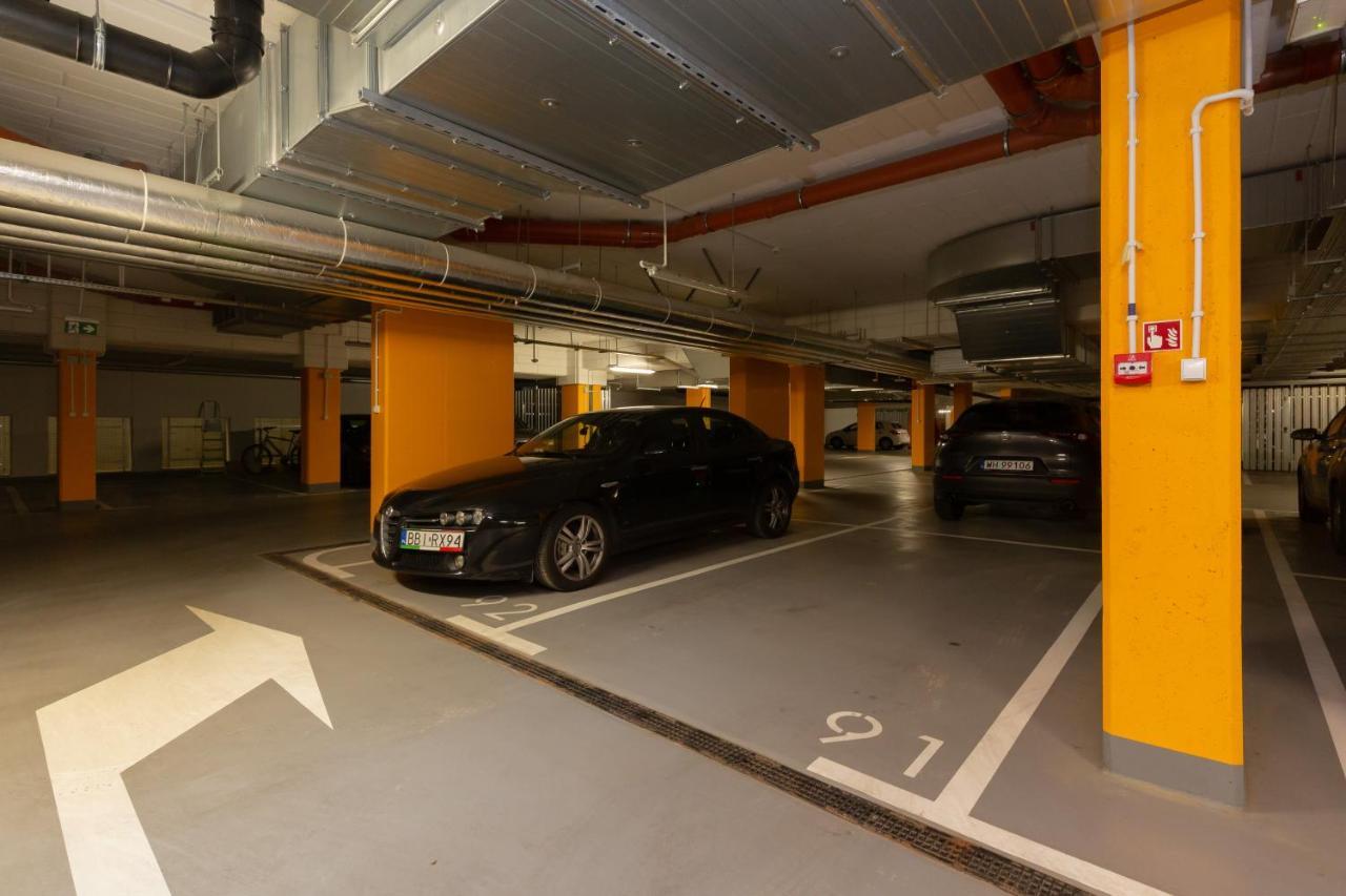 Warsaw Kotsisa Apartments With Parking By Noclegi Renters Luaran gambar
