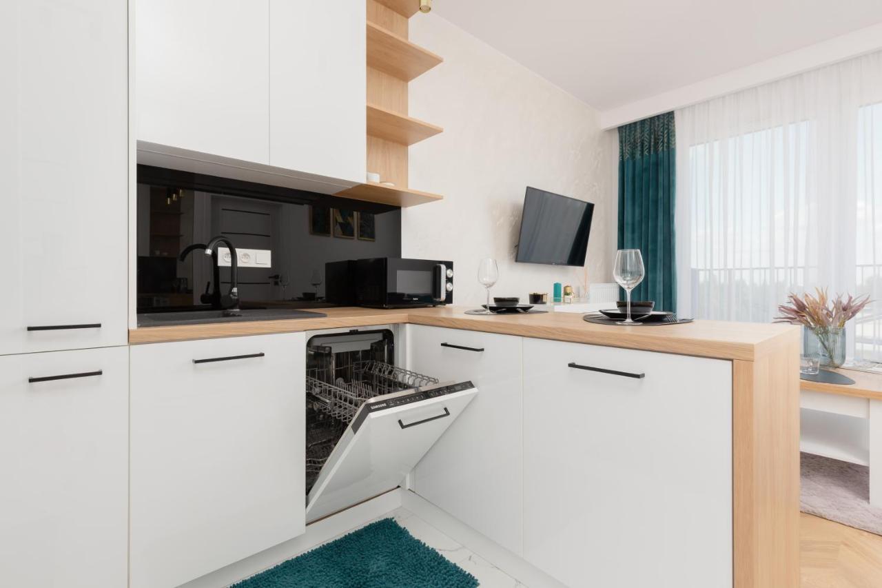 Warsaw Kotsisa Apartments With Parking By Noclegi Renters Luaran gambar