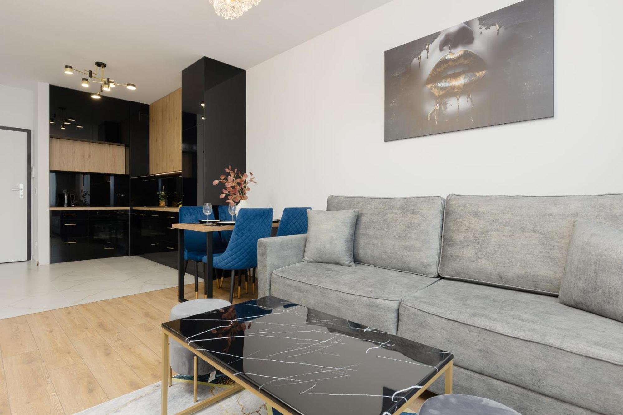 Warsaw Kotsisa Apartments With Parking By Noclegi Renters Luaran gambar